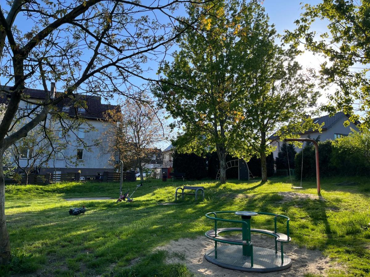 Domek Z Netflixem I Konsola Ps4, Bezplatny Parking Stettino Esterno foto